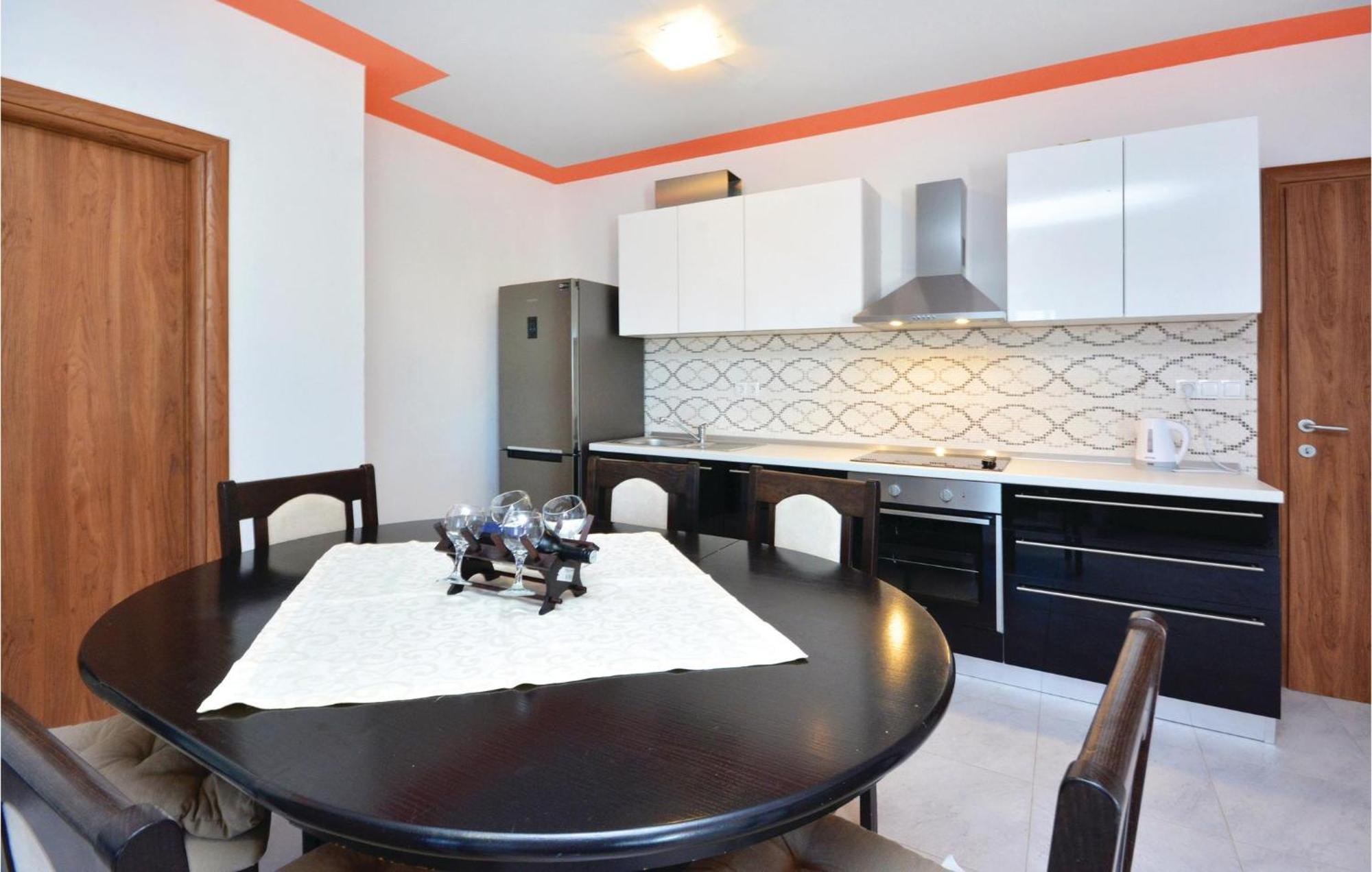3 Bedroom Nice Home In Solin Split Ngoại thất bức ảnh
